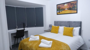 Manchester - 3 Bedroom House - Sleeps 5 - EtihCity